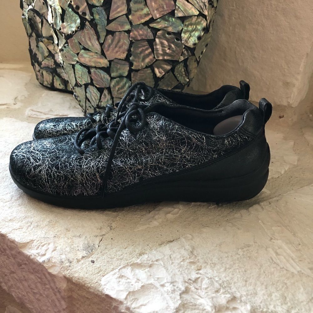 Klogs footwear fairfax lace ups size 11